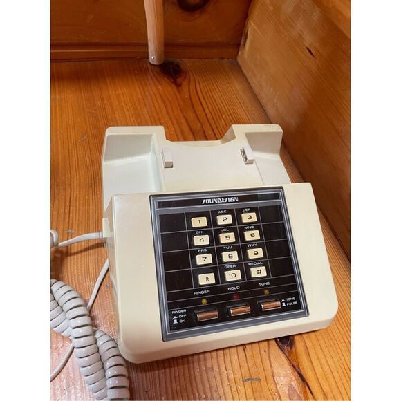 Vintage Soundesign Model 7255 AR Retro Desk Telephone 1980's Phone - Picture 2 of 3